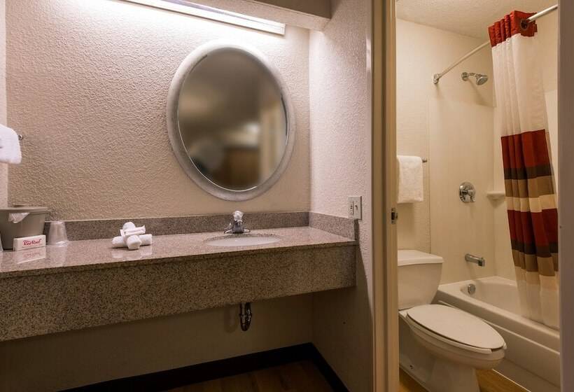 Номер Стандарт 2 Двуспальные Кровати, Red Roof Inn Pensacola  I10 At Davis Highway