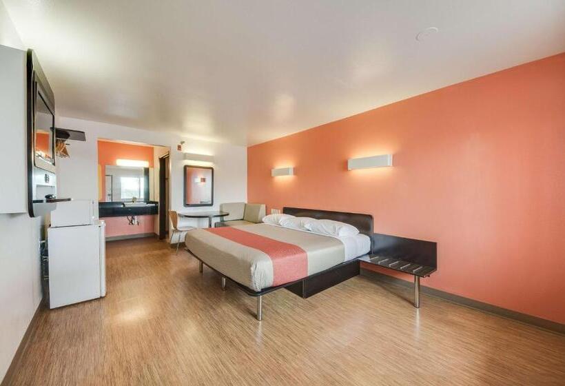 Стандартный Номер Кровать Кинг, Motel 6 Brownsville, Tx North