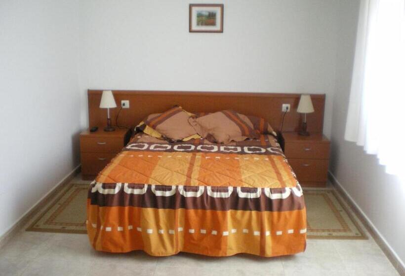 Номер Стандарт, Pension As Termas