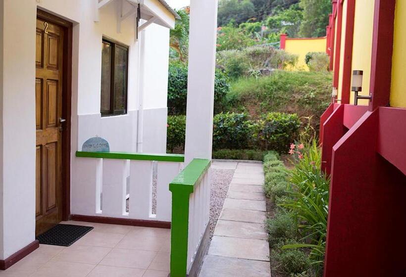 آپارتمان 1 خوابه با چشم‌انداز باغ, Evergreen Apartments