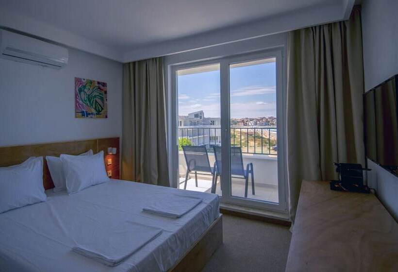 1 Bedroom Apartment Sea View, Ji