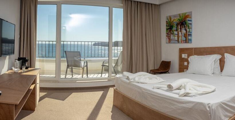 Superior Suite Sea View, Ji