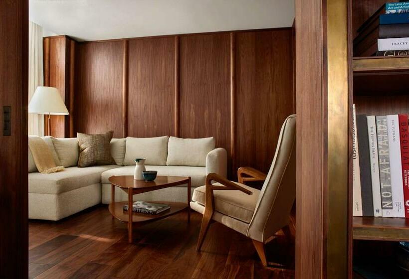 Пентхаус, Nautilus Sonesta Miami Beach