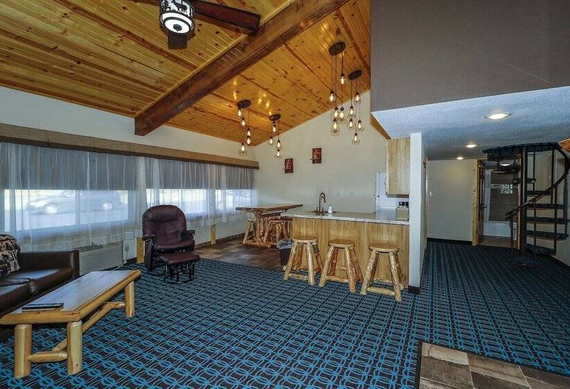 패밀리 스위트, Round Barn Lodge