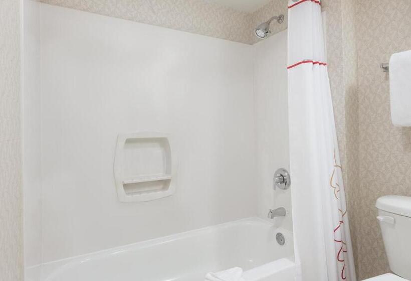 Люкс 2 Спальни, Value Suites Extended Stay   St Louis