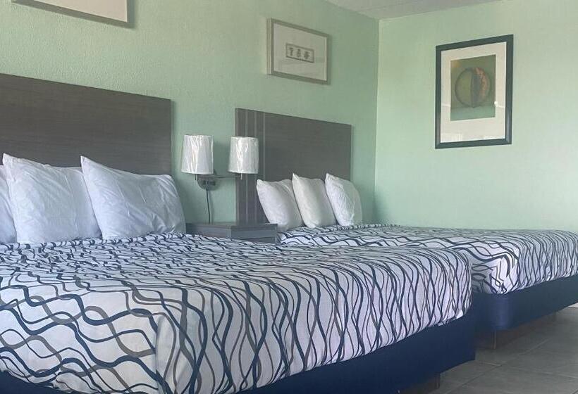 디럭스 룸, Royal Canadian Motel