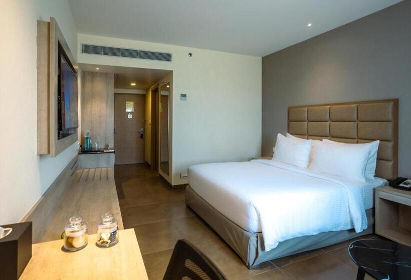 اتاق لوکس, Amika Hotel,madurai   Near Airport