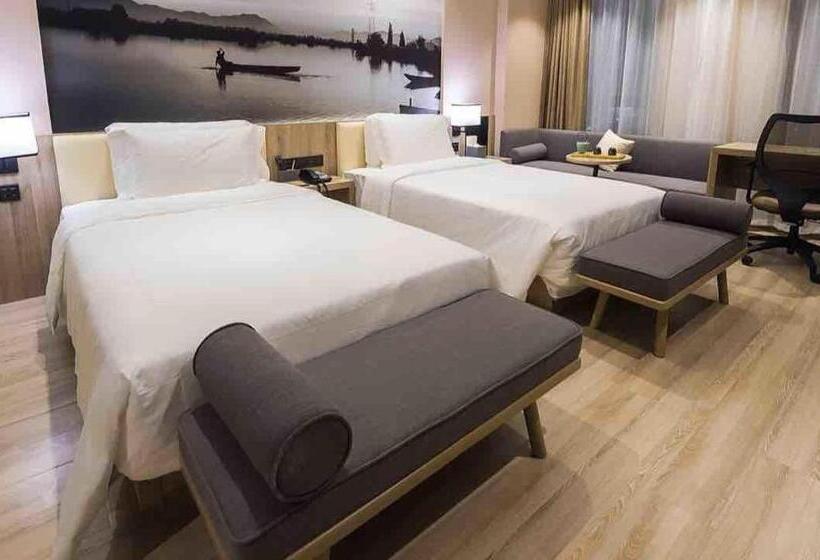 Номер Superior, Atour Hotel Potala Palace Lhasa