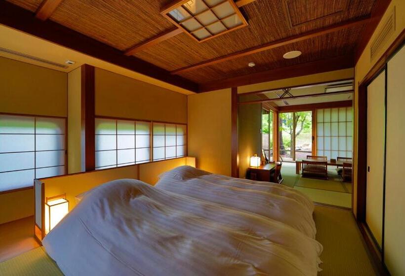 غرفة ديلوكس, Yukemuri No Yado Inazumi Onsen