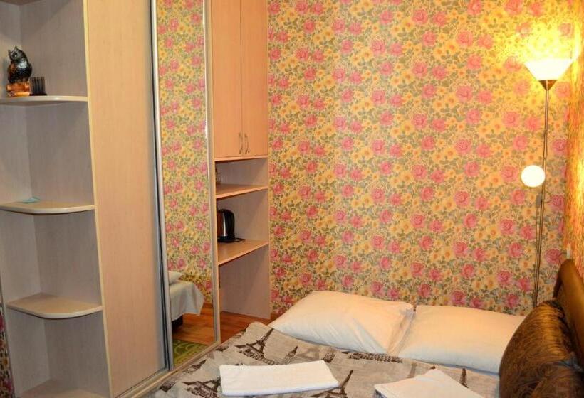 Номер Basic, Zlata Praha