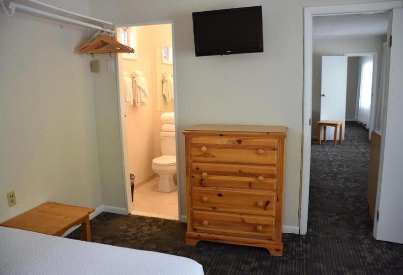 Family Suite, Scotty's Lakeside Resort