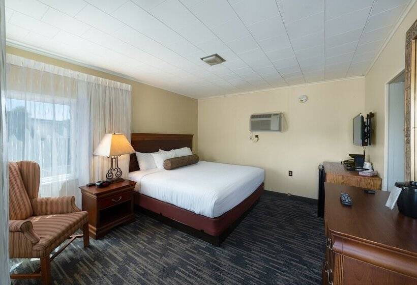 Номер Стандарт Двуспальная Кровать, Scotty's Lakeside Resort