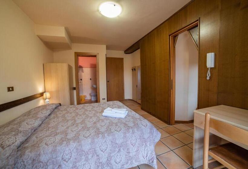 Номер Стандарт Трехместный, Dimora Fresilia Casa Vacanze