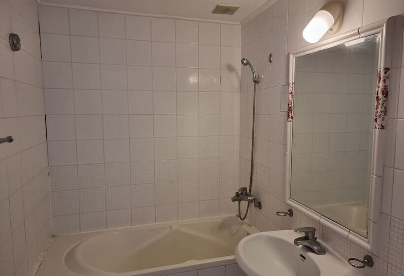 Семейный Номер, Benikea Hotel Mountain & Ocean Yangyang