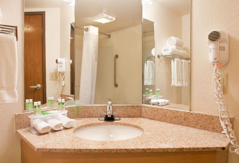 스탠다드 룸 더블 침대 2개, Holiday Inn Express Hotel & Suites Branson 76 Central, An Ihg