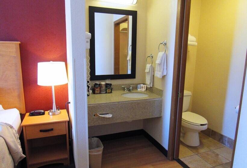 Номер Deluxe, Red Roof Inn Fargo  I94/ Medical Center