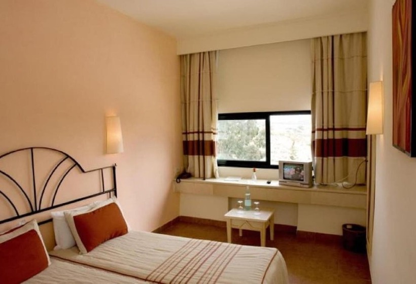 Quarto Estandar, Sufetula