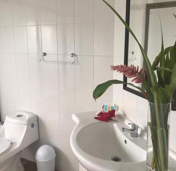 اتاق استاندارد, Teanehi Bed & Breakfast