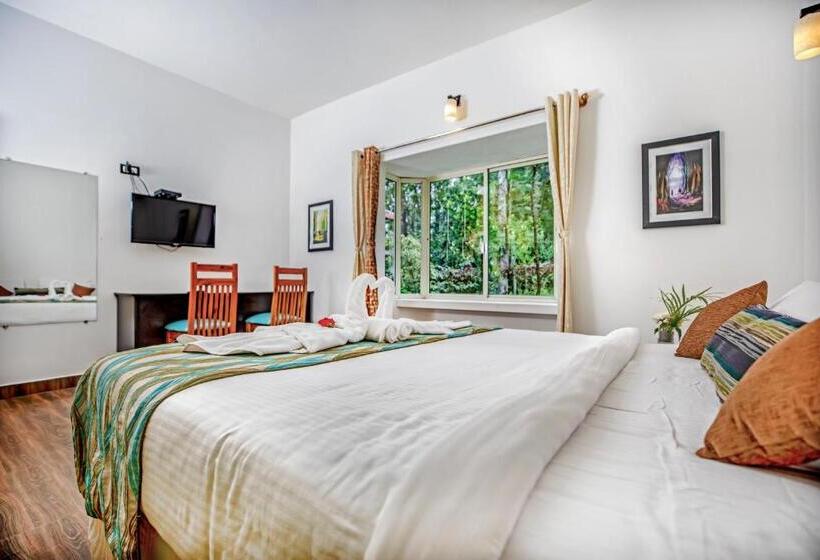 标准房带园景, The Blossom Resort, Chikmagalur