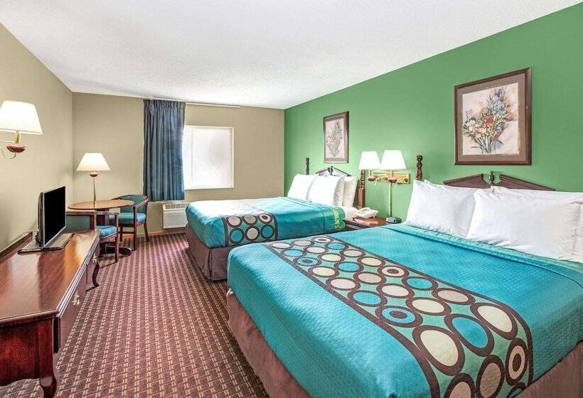 スイート, Super 8 By Wyndham Mchenry Fox Lake Area