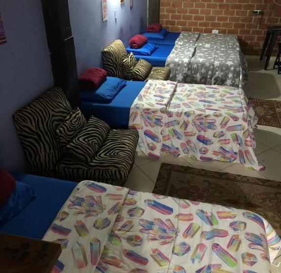 Quarto Quadruple Standart Vista Jardim, Hospedagem Maria Joana