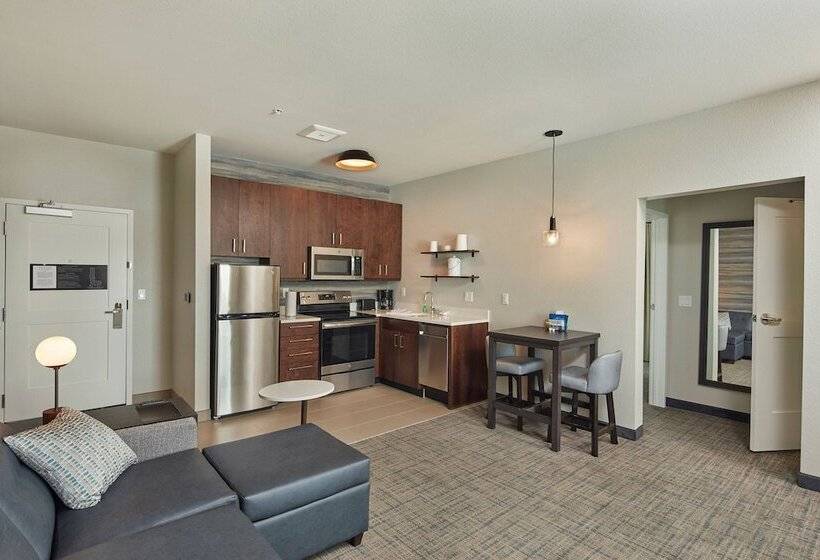 스위트, Residence Inn Sacramento Davis