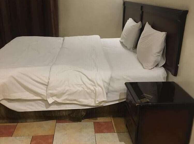 آپارتمان 2 خوابه, Almakan Suites 111