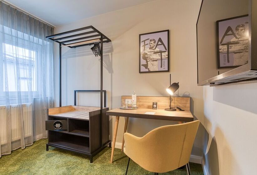 Номер Стандарт Индивидуальный, Nyce Hotel Ingolstadt, Trademark Collection By Wyndham