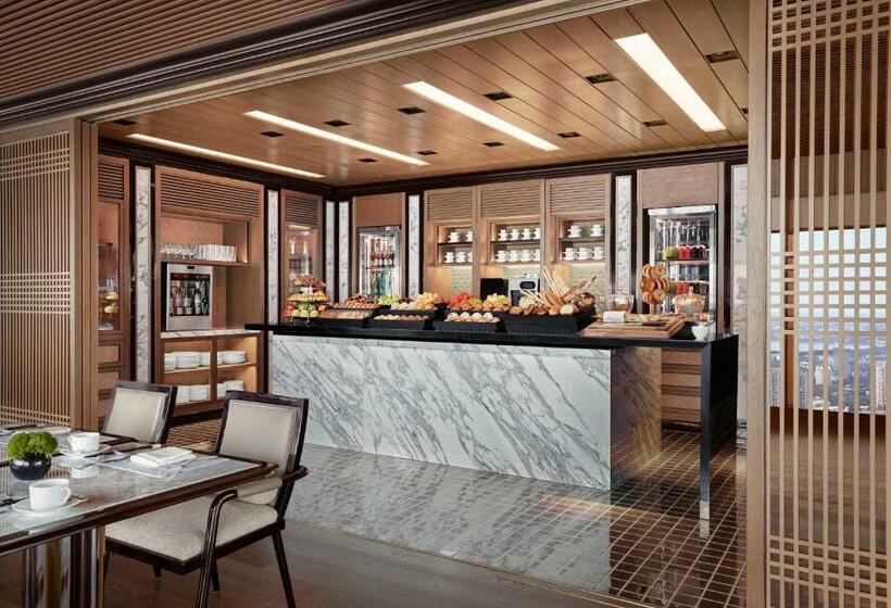 Номер Клуб, The Ritzcarlton, Nanjing