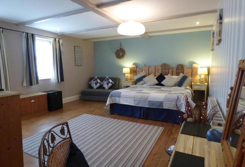 Семейный Номер Deluxe, The Cross Guest House