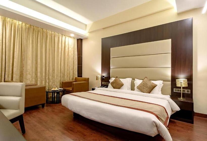 Полулюкс, Vivanta Jamshedpur, Golmuri