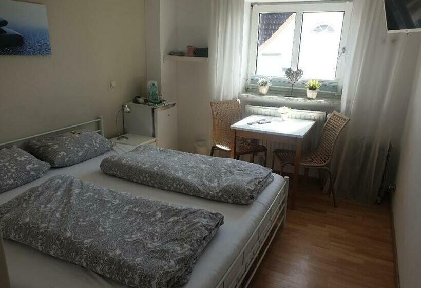 带大床的标准间, Rooming24, Kleine Pension