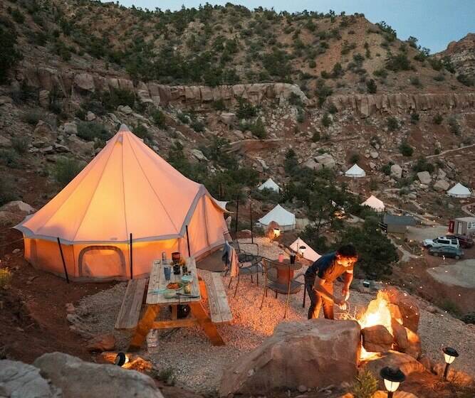 Deluxe Tent, Zion Glamping Adventures