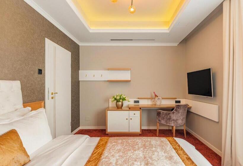 اتاق لوکس, Pergola Boutique