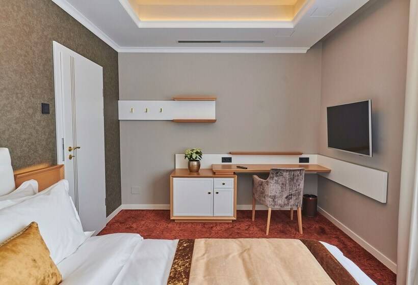 اتاق لوکس, Pergola Boutique
