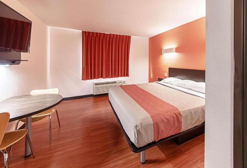 Номер Стандарт, Motel 6lebanon, In