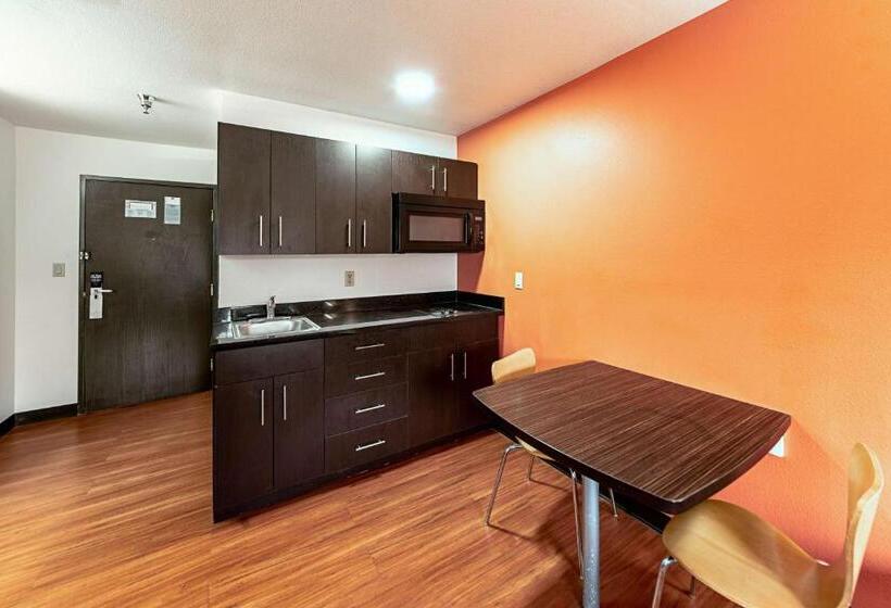 Номер Deluxe, Motel 6lebanon, In