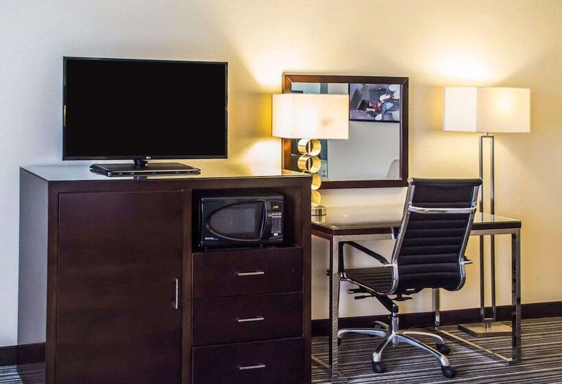 Номер Стандарт, Quality Inn