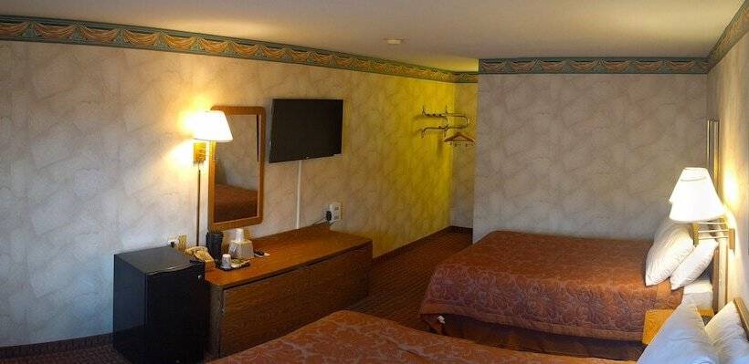 Номер Стандарт 2 Двуспальные Кровати, Value Inn Harrisburgyork