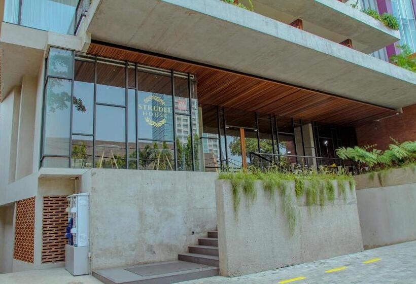 חדר דלוקס עם מיטת קינג, Nagomi Suites &