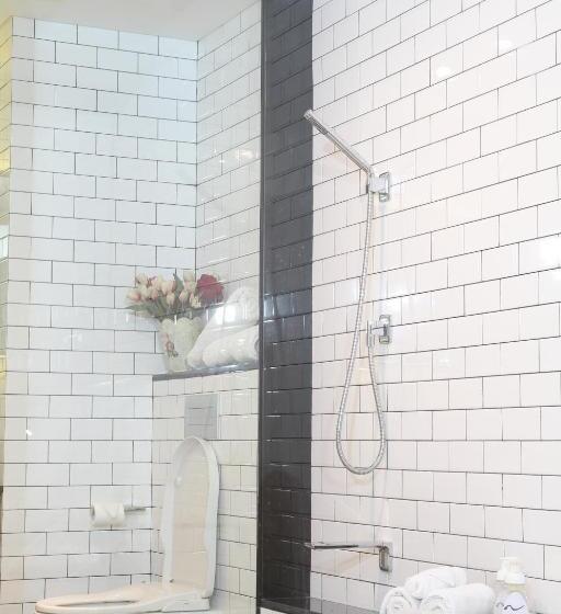 סוויטה אקזקיוטיב, Nagomi Suites &