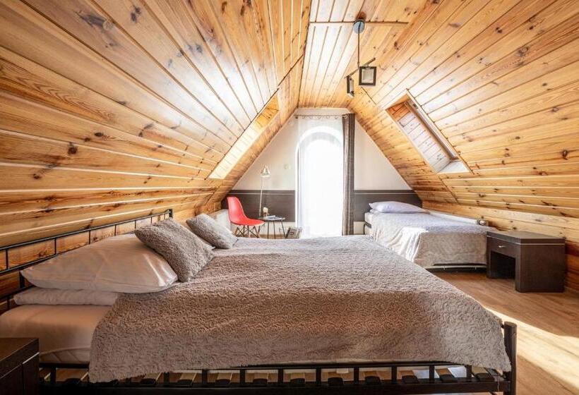 Quarto Familiar, Willa Galantówka