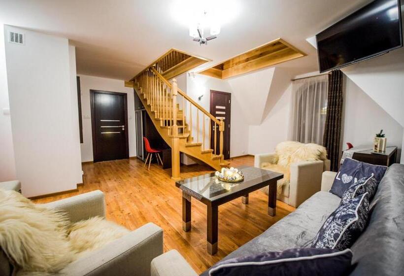 Quarto Familiar, Willa Galantówka