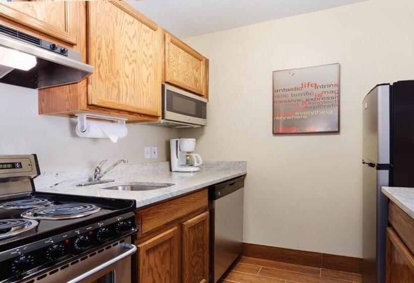 Люкс 2 Спальни, Towneplace Suites Salt Lake City Layton