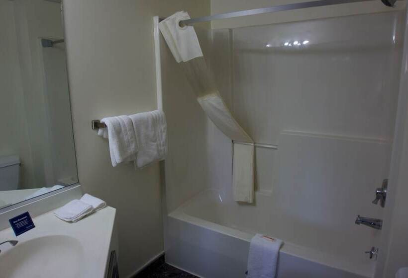 스위트, Travelodge By Wyndham Niagara Falls   New York