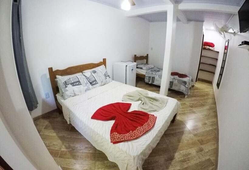 Номер Стандарт Трехместный, Suites Cantinho Da Pedra
