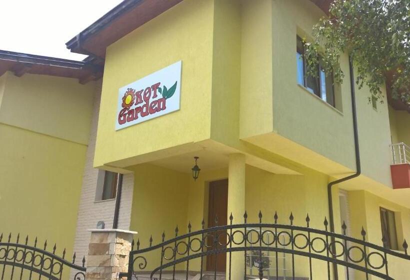 ویلای لوکس 1 خوابه, Kot Garden Guest House