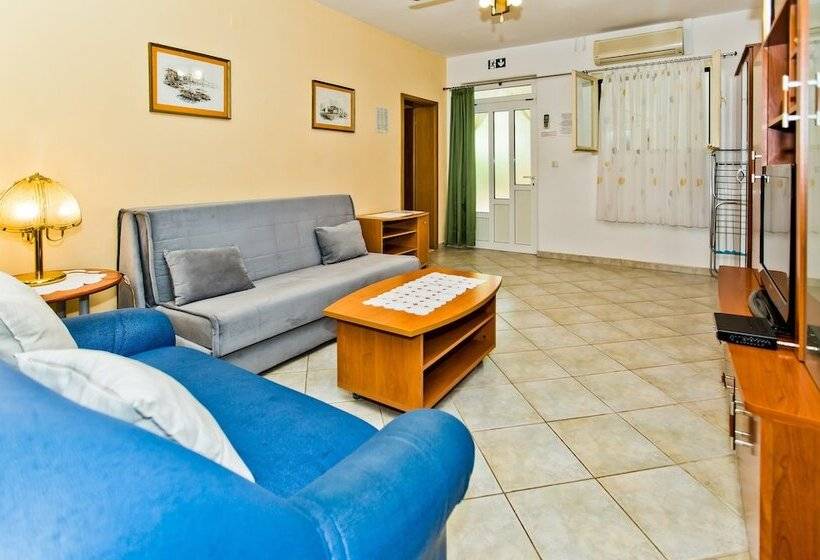 2 베드룸 컴포트 아파트, Apartments Balic
