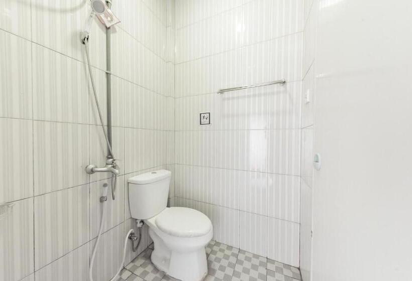 Номер Стандарт, Reddoorz Syariah Near Rs Hermina Sukabumi