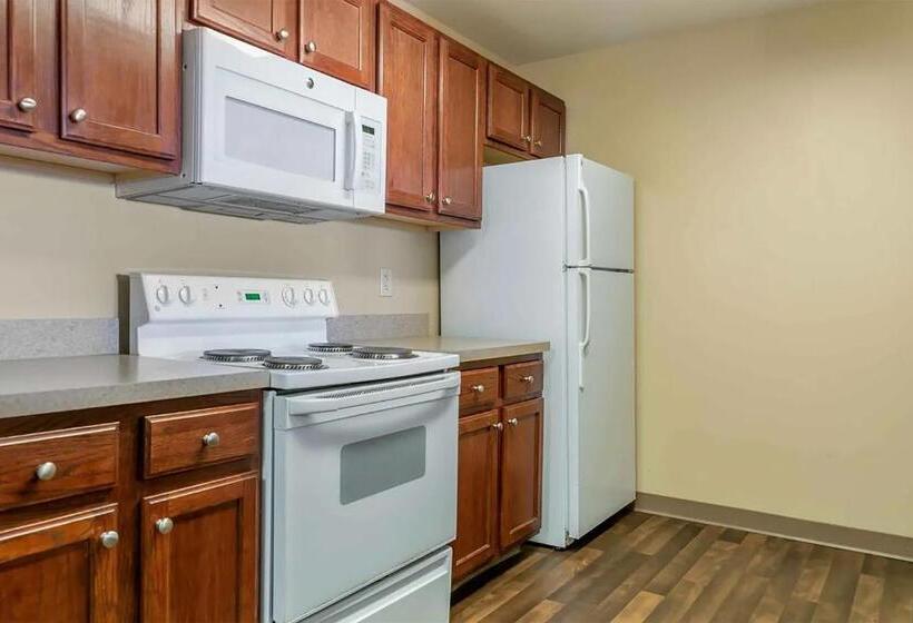 Номер Стандарт Кровать Квин Адаптированный для Инвалидов, Baymont By Wyndham Auburn Hills South